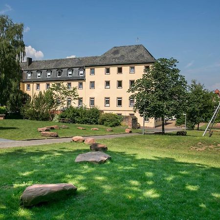 Jugendhaus St. Kilian Hostel Miltenberg Buitenkant foto